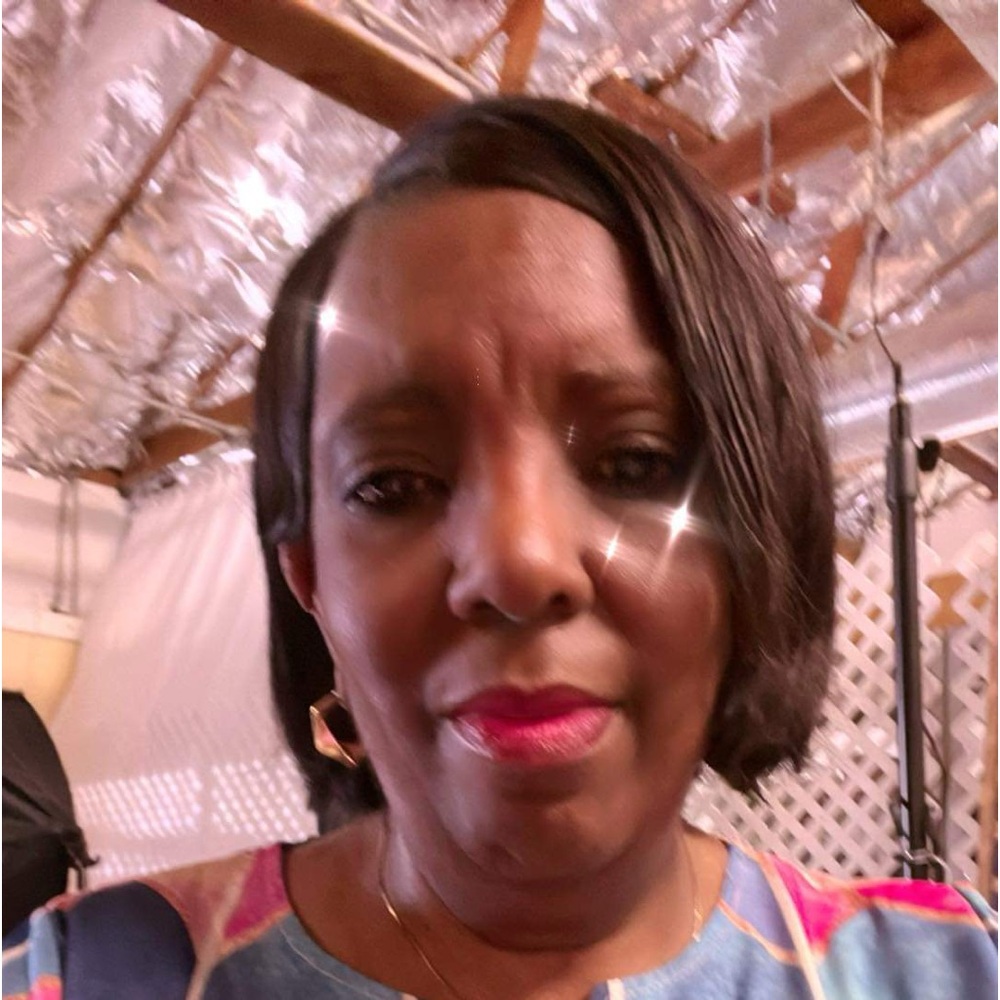 Meet your Posher, Debra